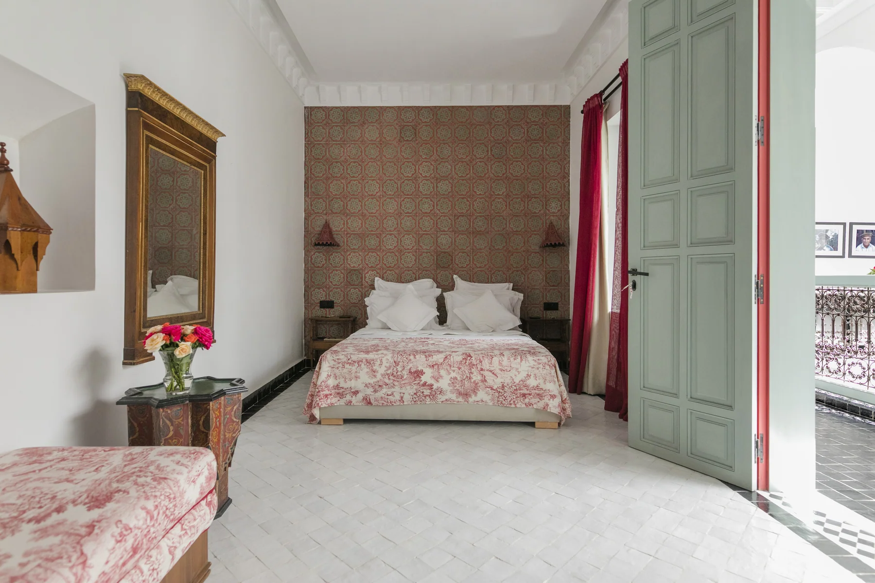 Junior Suite Patio at Palazzo Montefiore — photo 7