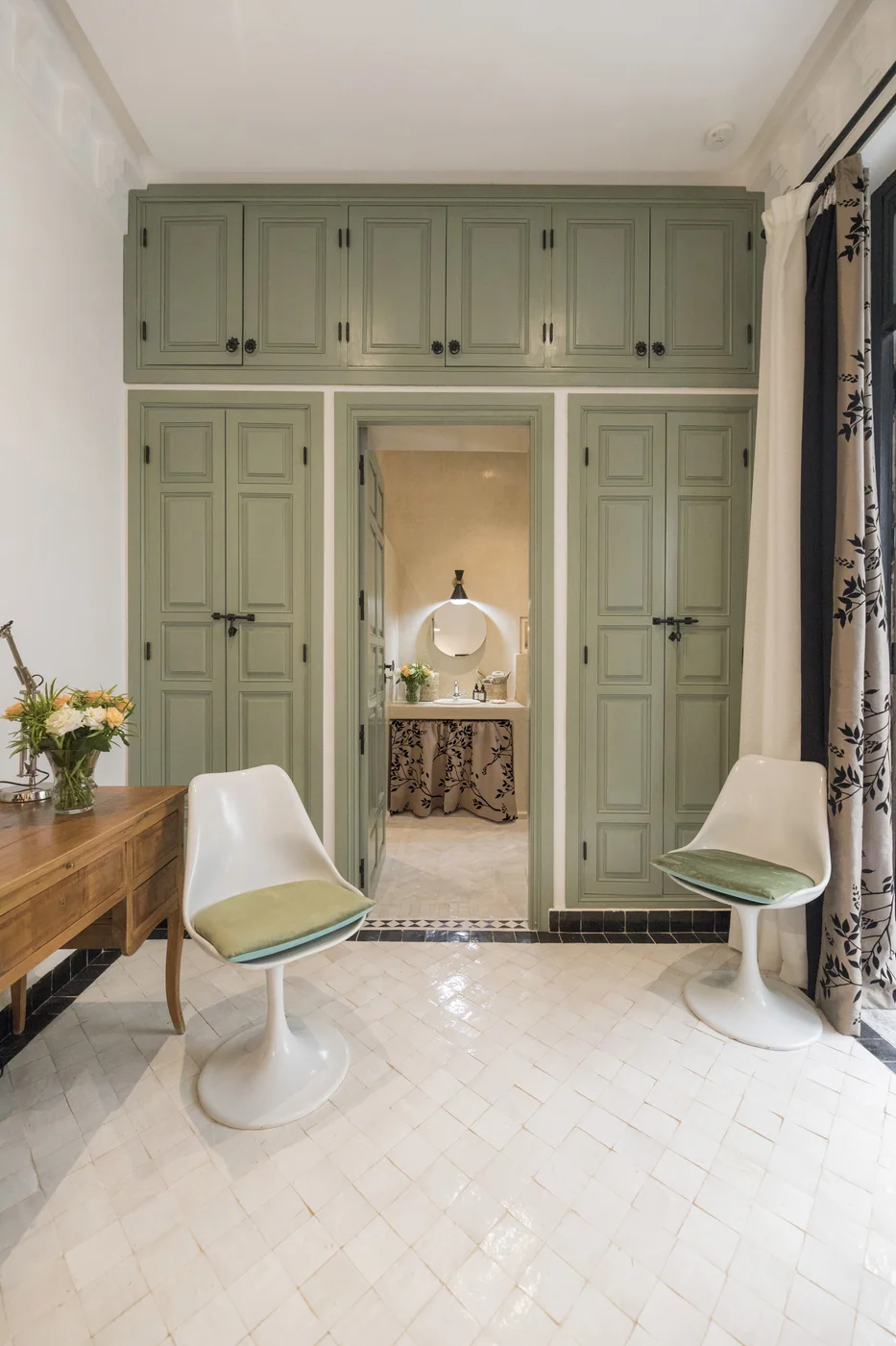 A detail in the Superior Twin Patio room